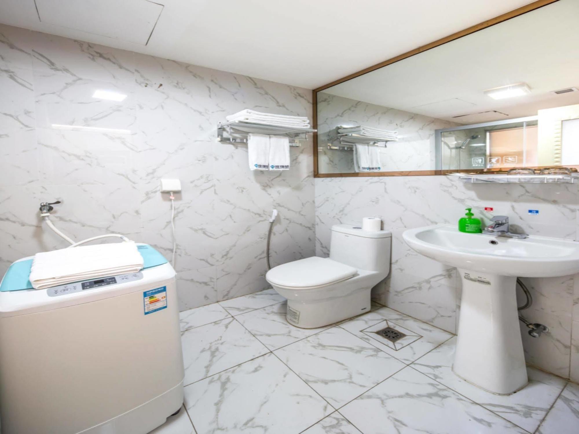 Waifiden Grand Easter International Apartment Guangzhou Buitenkant foto