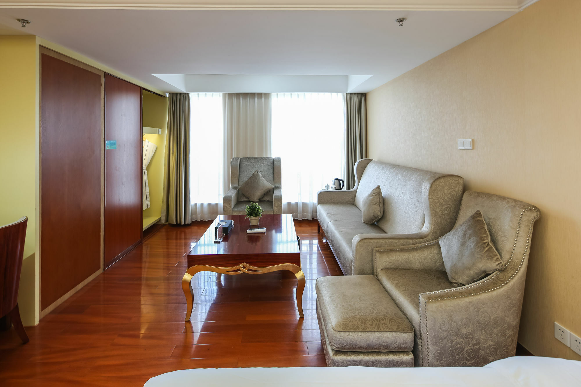 Waifiden Grand Easter International Apartment Guangzhou Buitenkant foto